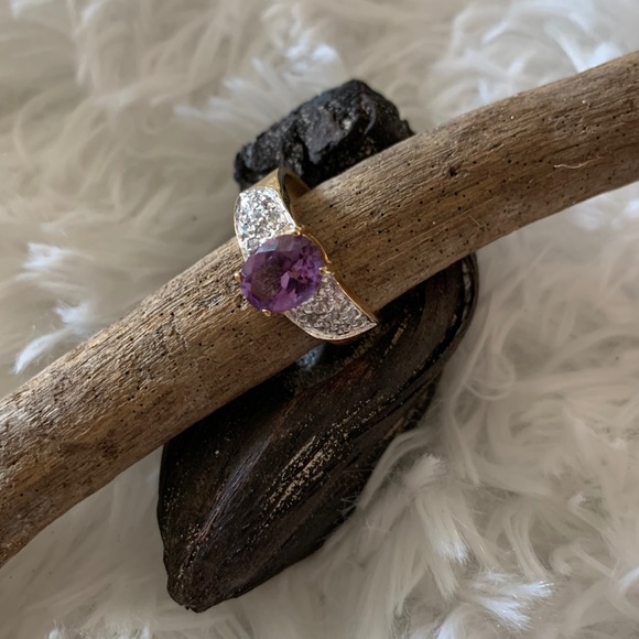 BLING : Amethyst and Rhinestone Gold Tone Ring - Picture 5 of 9
